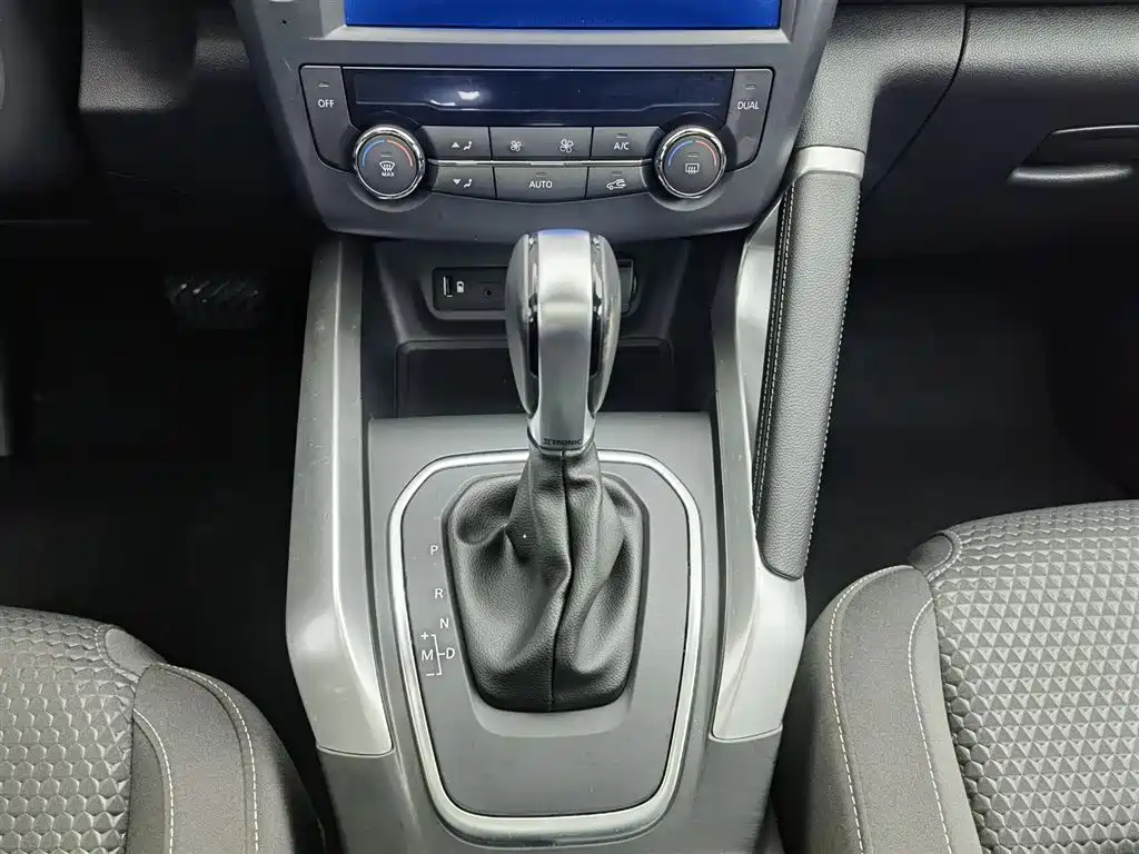 RENAULT CORREGA
