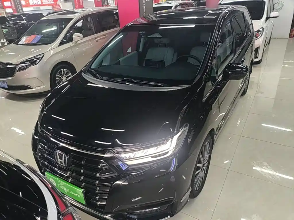 Honda Elysion 2024 2024 2.0L e:HEV Luxury Edition