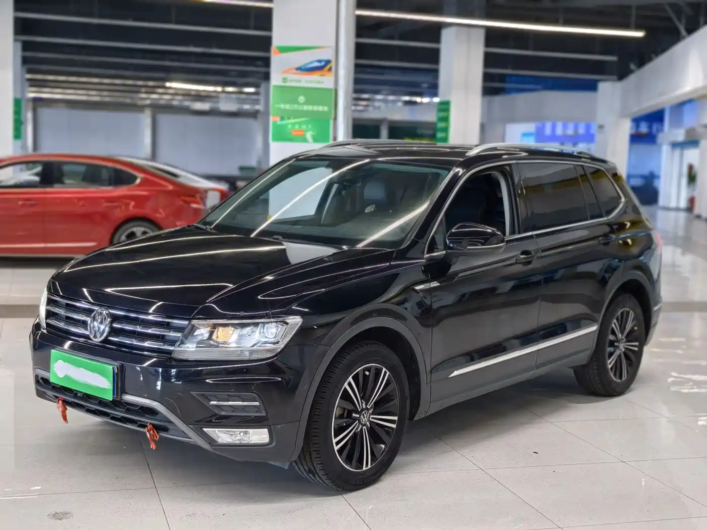 VOLKSWAGEN TIGUAN L