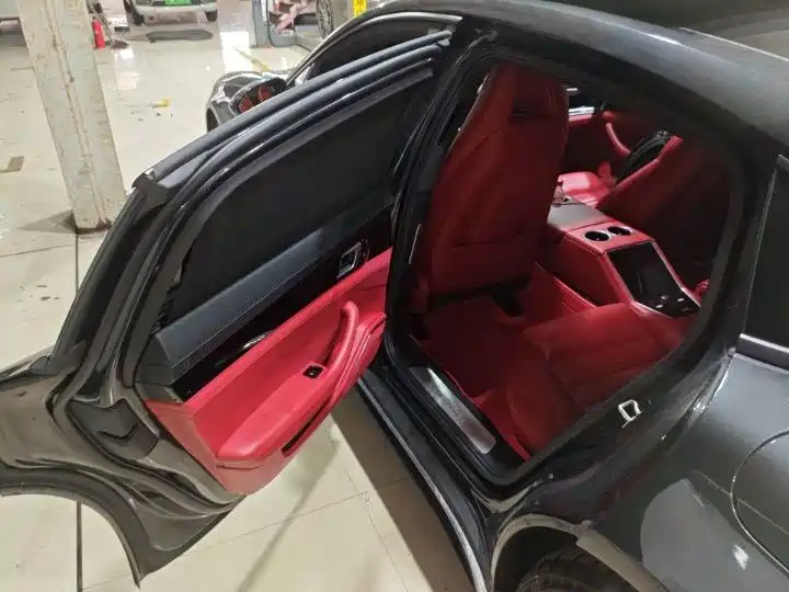 Фото 6 - Porsche Panamera New Energy