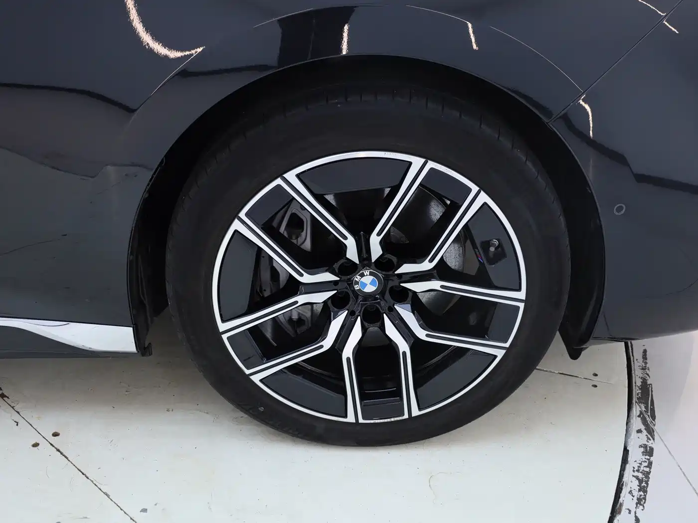 BMW i7, миниатюра 28