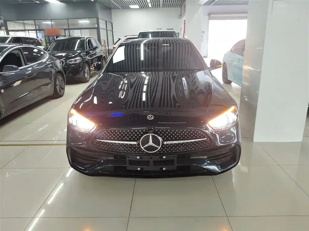 Mercedes-Benz C-Class 2024 Second Facelift C 260 L Night Edition Sport фото 3