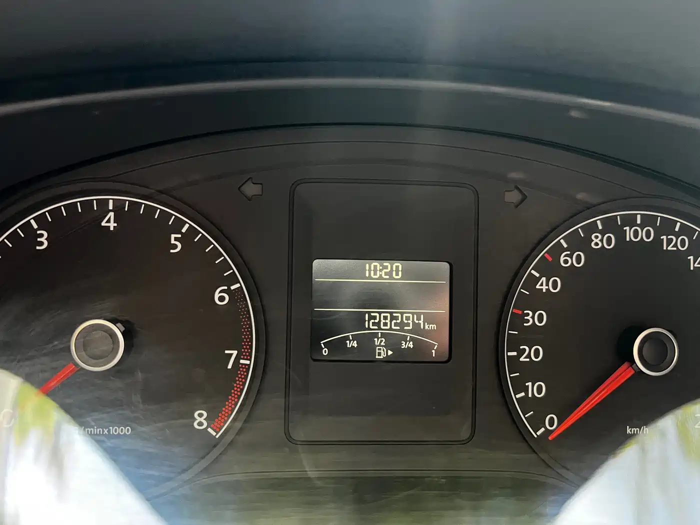 Volkswagen Sagitar 2014 Facelift 1.6L Automatic Comfort фото 4