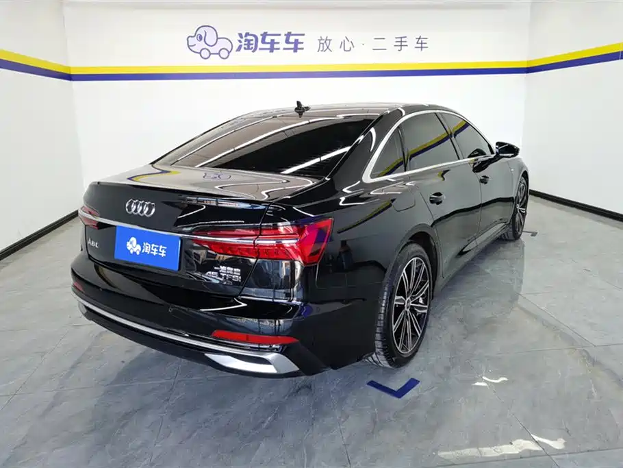 Audi A6L 2024 45 TFSI Premium Dynamic фото 3