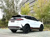 Photo 4 - Geely Atlas