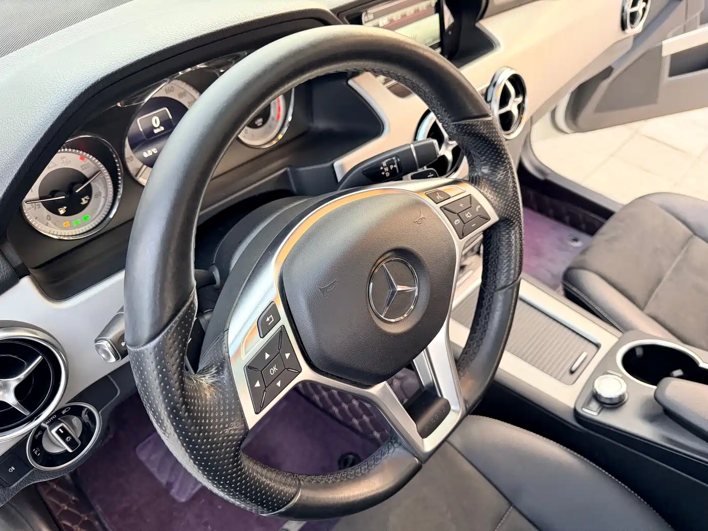 Mercedes-Benz GLK-Class 2015 GLK 300 4MATIC Fashion Ultimate Edition фото 17