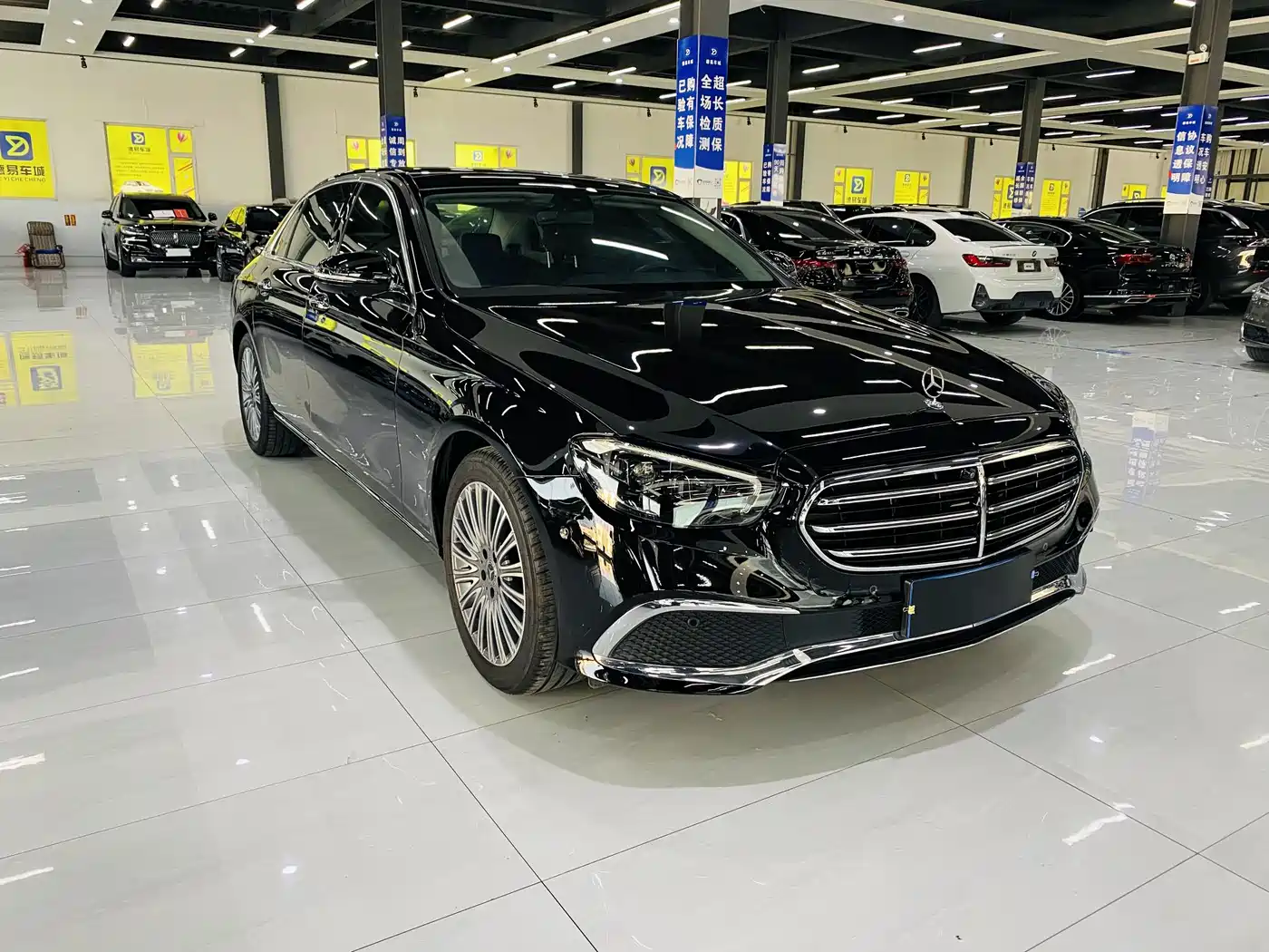 MERCEDES-BENZ E CLASS