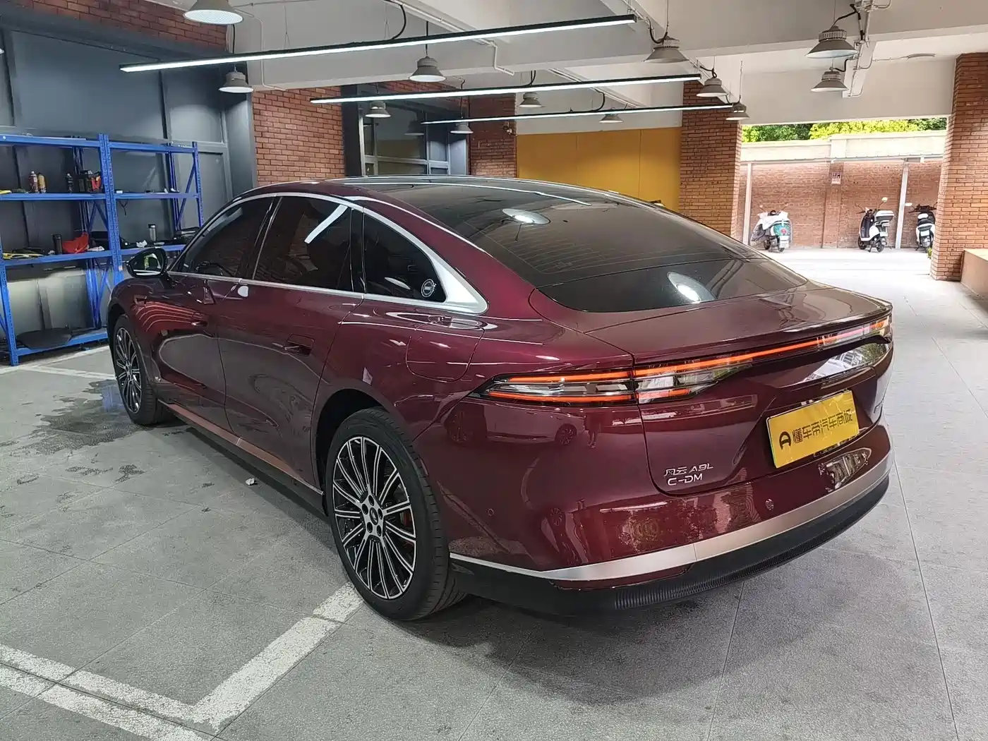 Chery Fengyun Fengyun A9L 2025 2025 Model 4WD High-performance Summit Edition