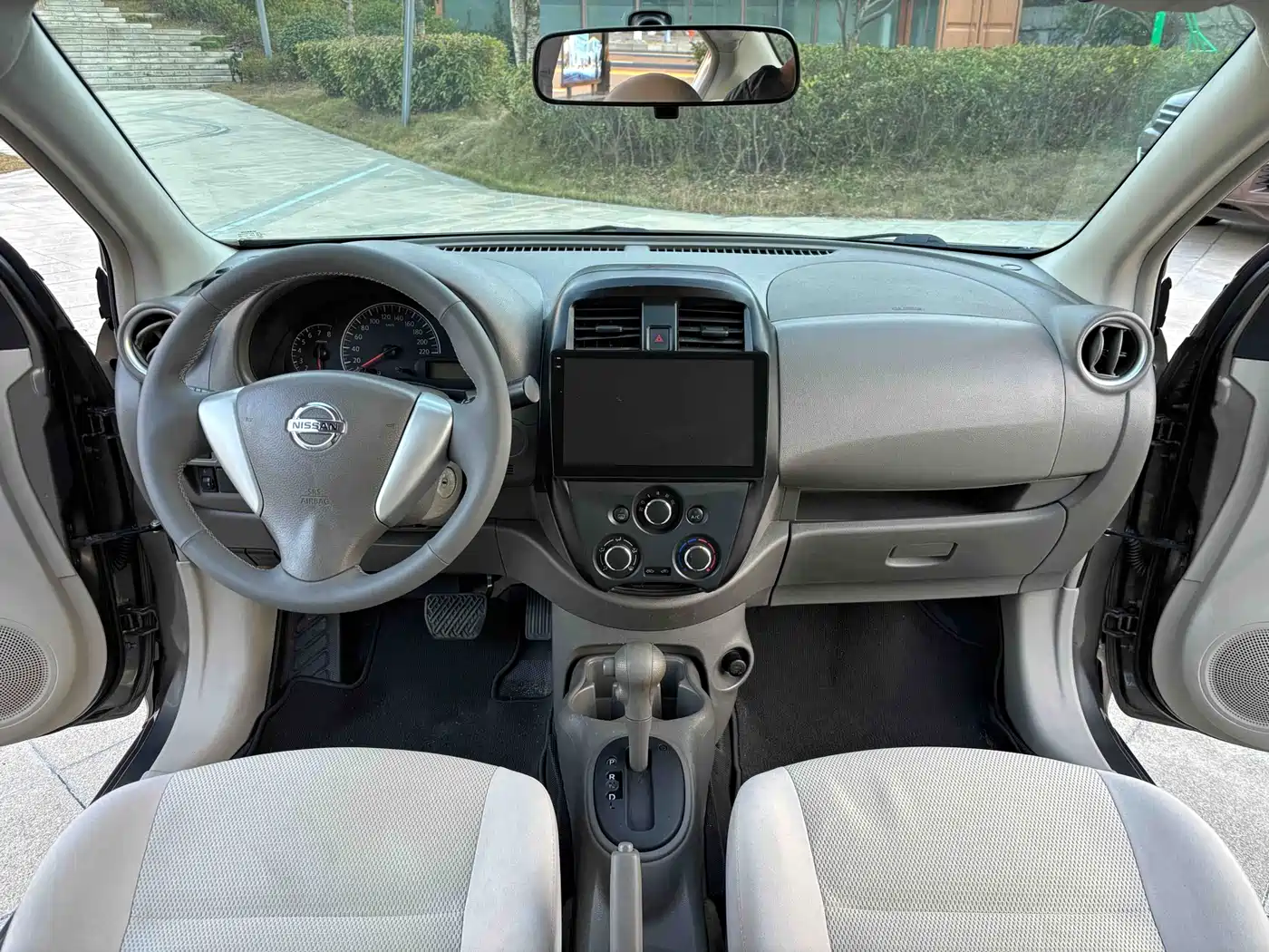 Nissan Sunny 2017 2016 1.5XE CVT Leading Edition