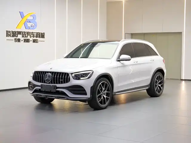 MERCEDES-BENZ GLC AMG