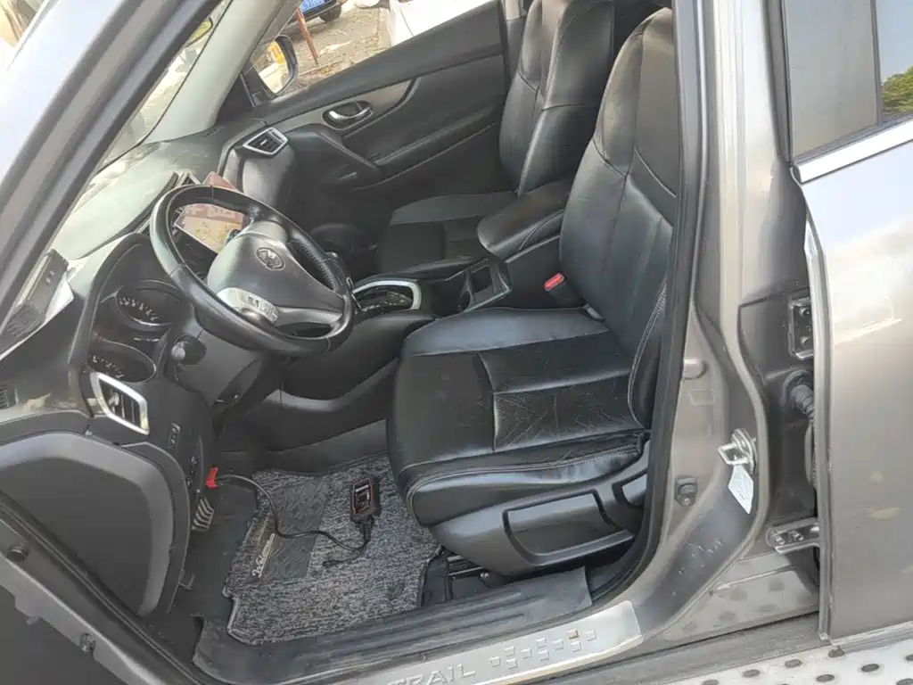 Фото 15 - Nissan X-Trail