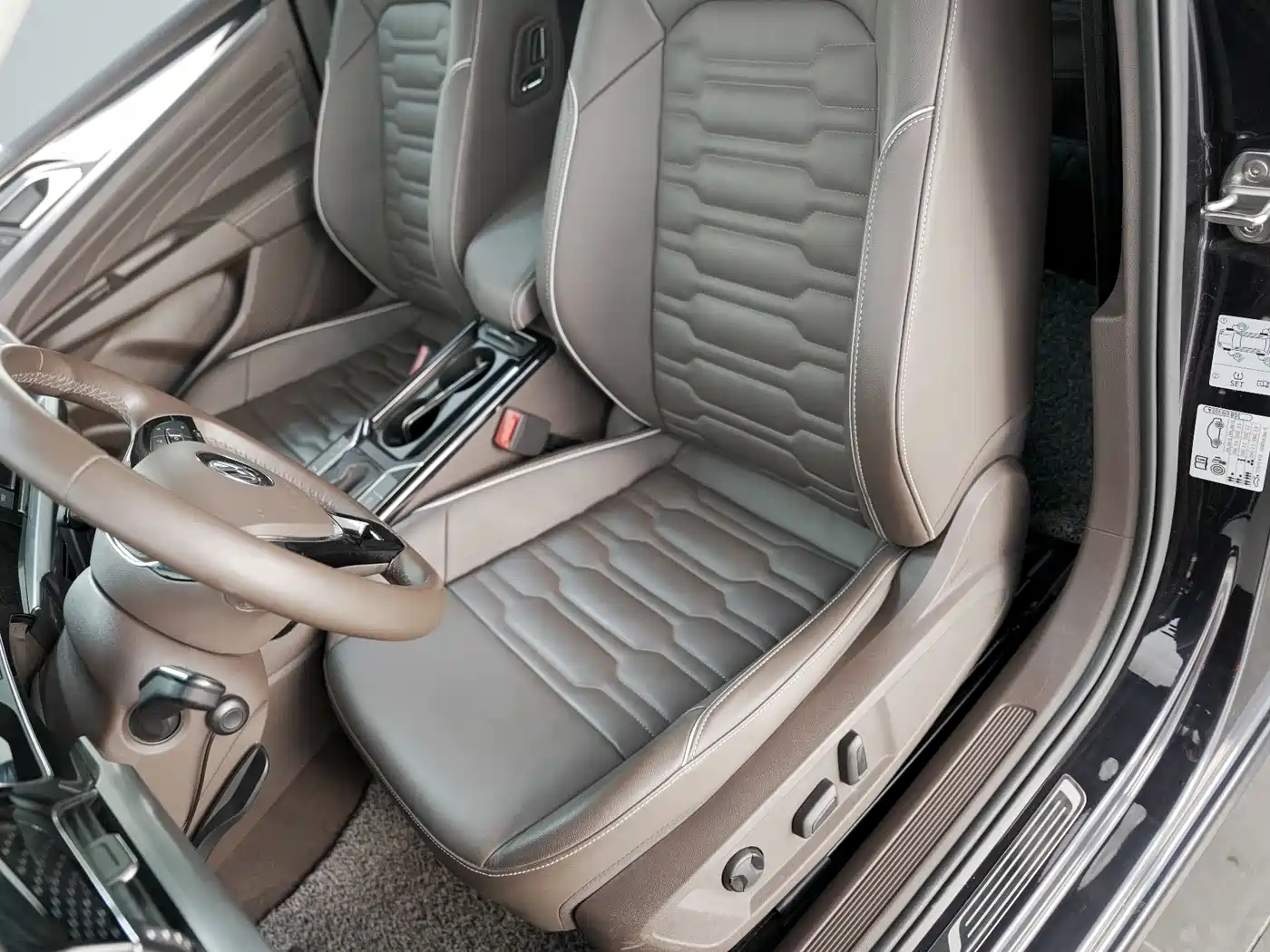 Volkswagen Passat 2019 330TSI Elite Version China VI фото 11