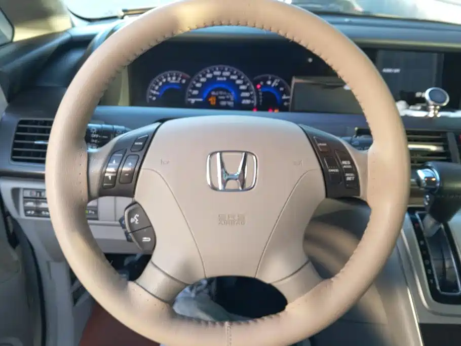 Honda Elysion 2014 2012 2.4L VTi-S Premium Edition