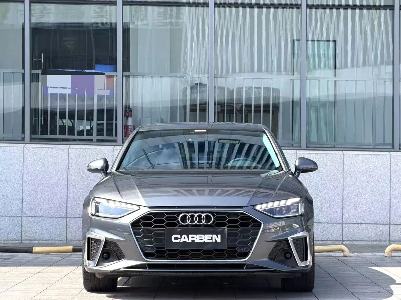 Фото 2 - Audi A4L