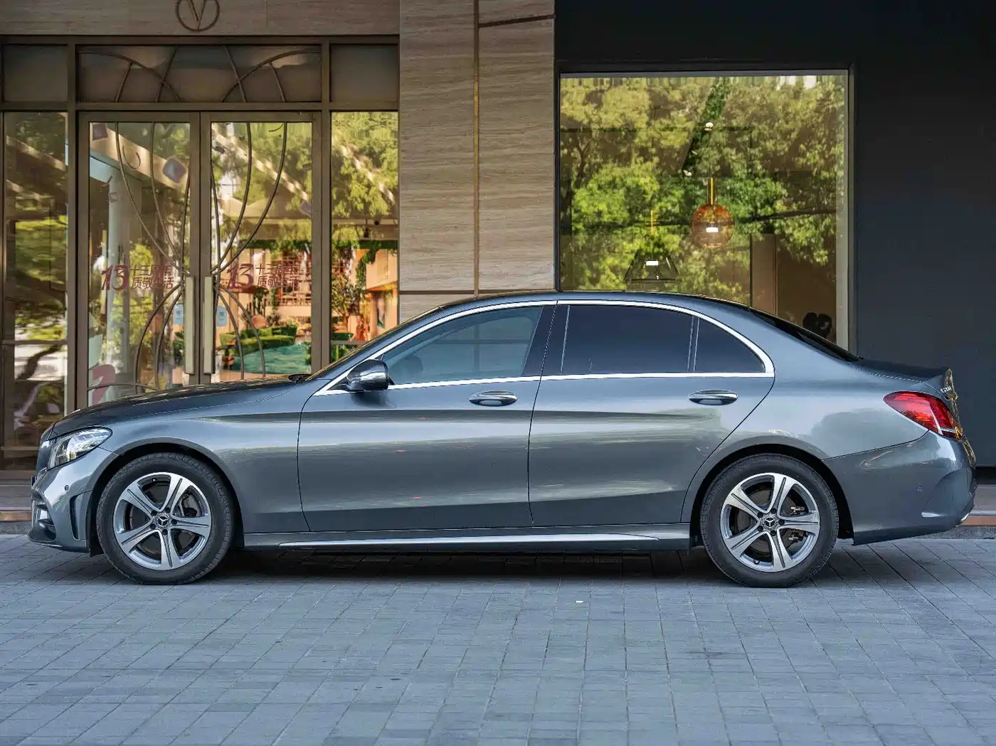 Mercedes-Benz C-Class 2019 C 260 L Sport фото 6