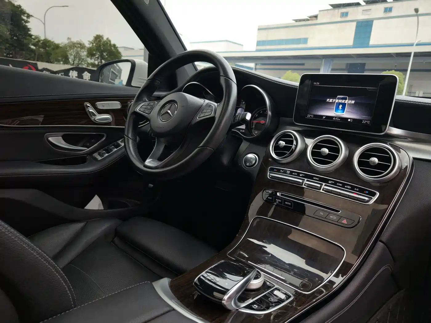 Mercedes-Benz GLC 2019 GLC 260 L 4MATIC Luxury фото 11