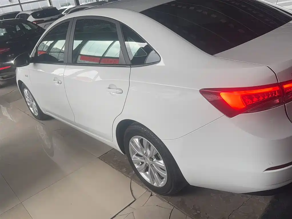 Buick Excelle 2021 Facelift Exemplar 1.5L Auto Elite фото 12