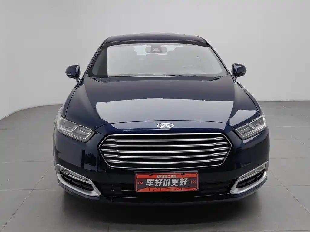 Фото 3 - Ford Taurus