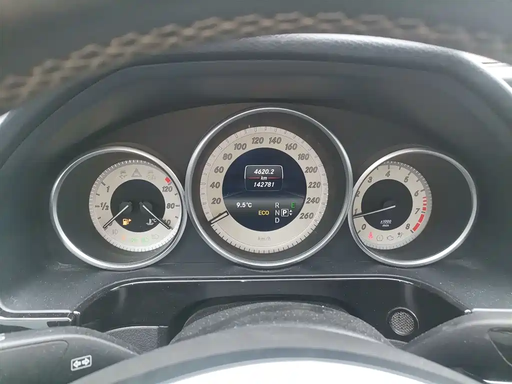 Mercedes-Benz E-Class 2014 Facelift E 260 L Sport фото 4
