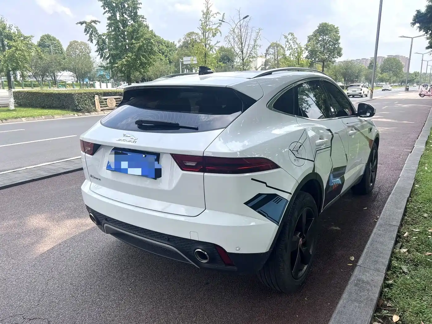 Jaguar E-PACE 2023 2024 Progressive Sport Edition R-DYNAMIC S