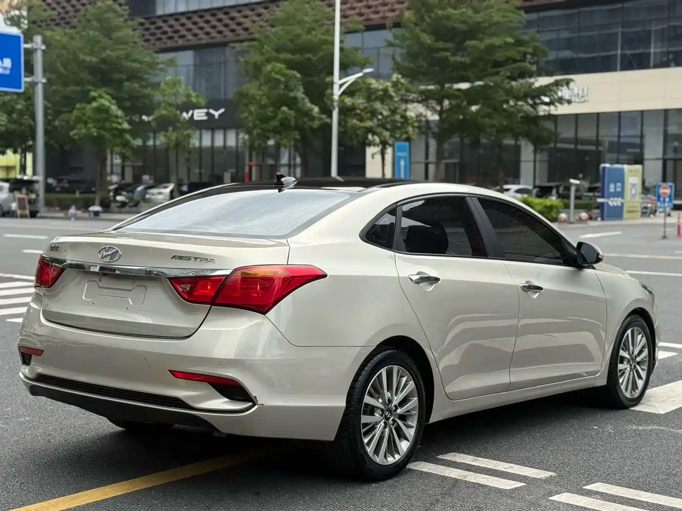 Hyundai Mistra 2017 1.8L Automatic Smart GLS (China V) фото 5