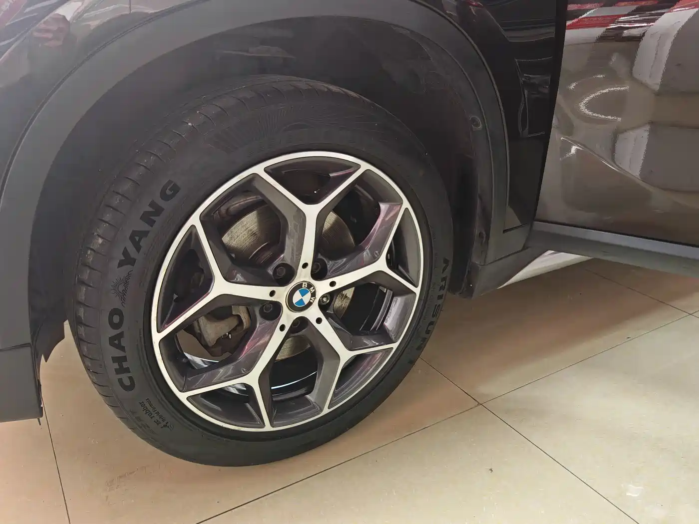 BMW X1 2019 sDrive18Li Premium Model фото 4