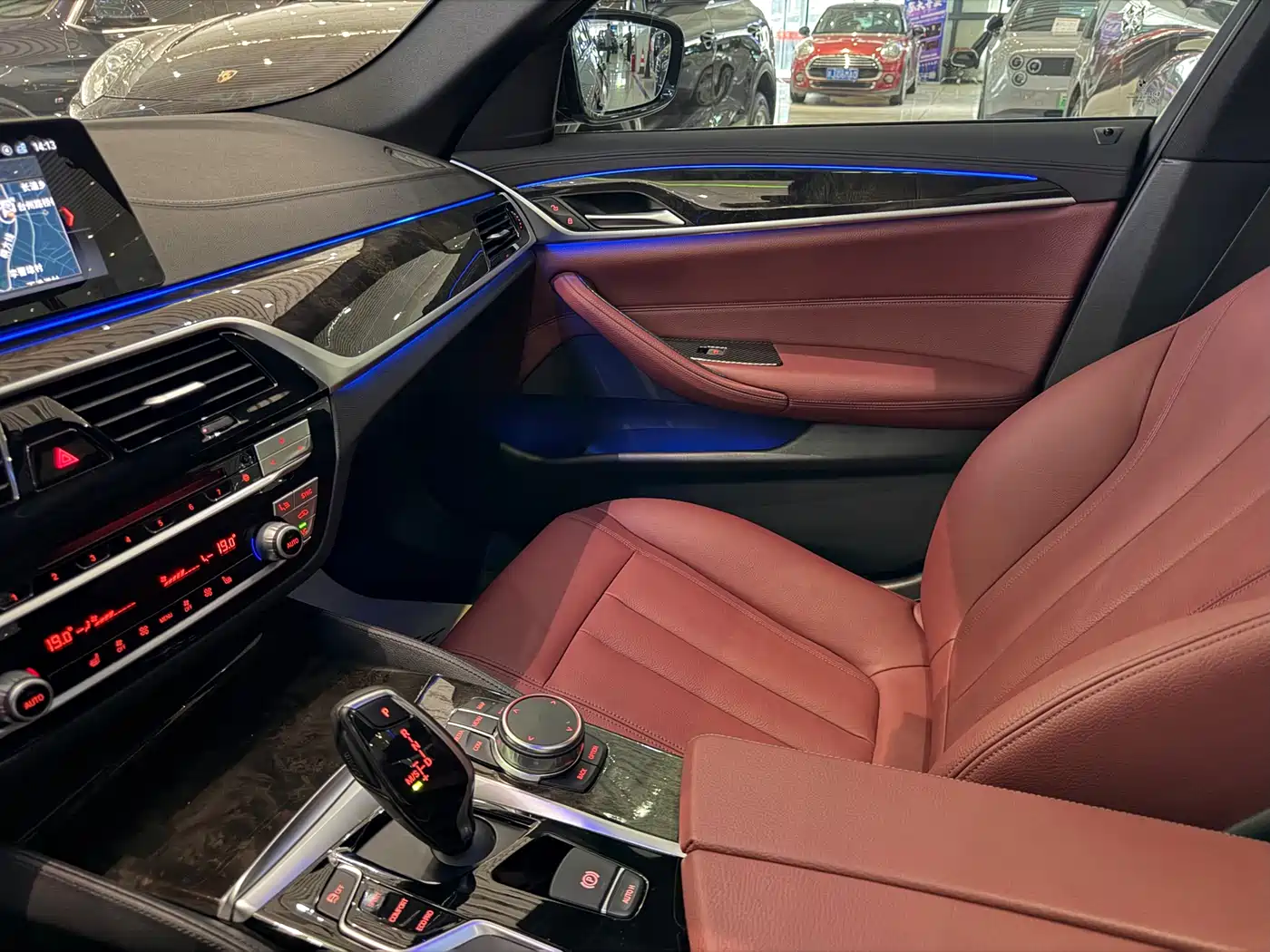 BMW 5 Series 2018 Facelift 530Li Leading M Sport Package фото 6