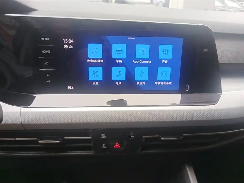 Volkswagen Golf 2023 Facelift 280TSI DSG Pro фото 20