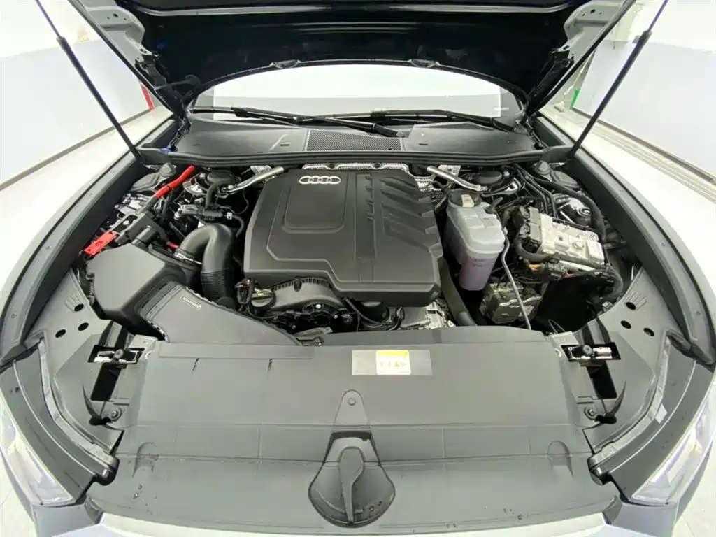 Audi A6L 2025 45 TFSI Premium Sport фото 12