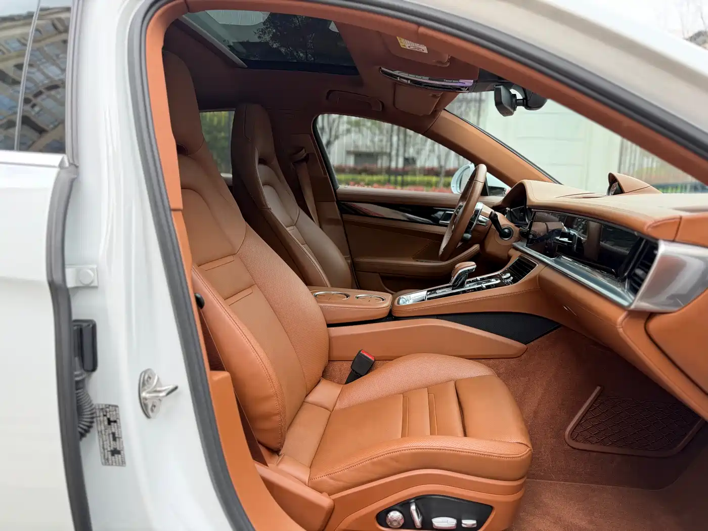 Porsche Panamera 2017 Panamera 3.0T фото 17