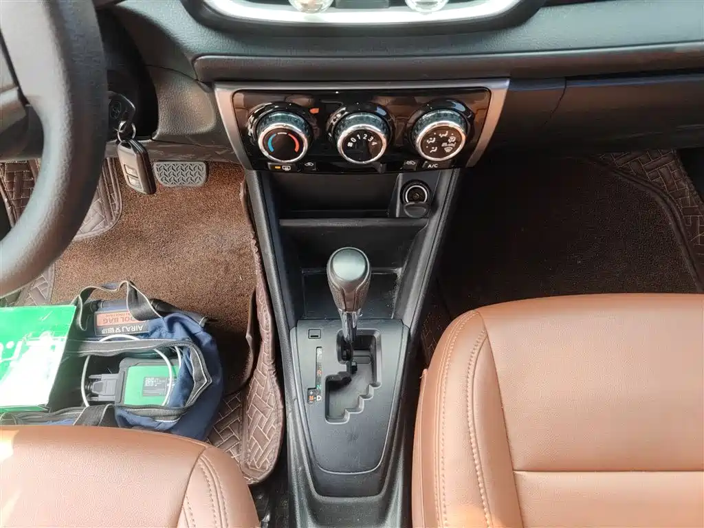 Toyota YARiS L Zhi Xiang 2017 1.5E CVT Charming Edition фото 14