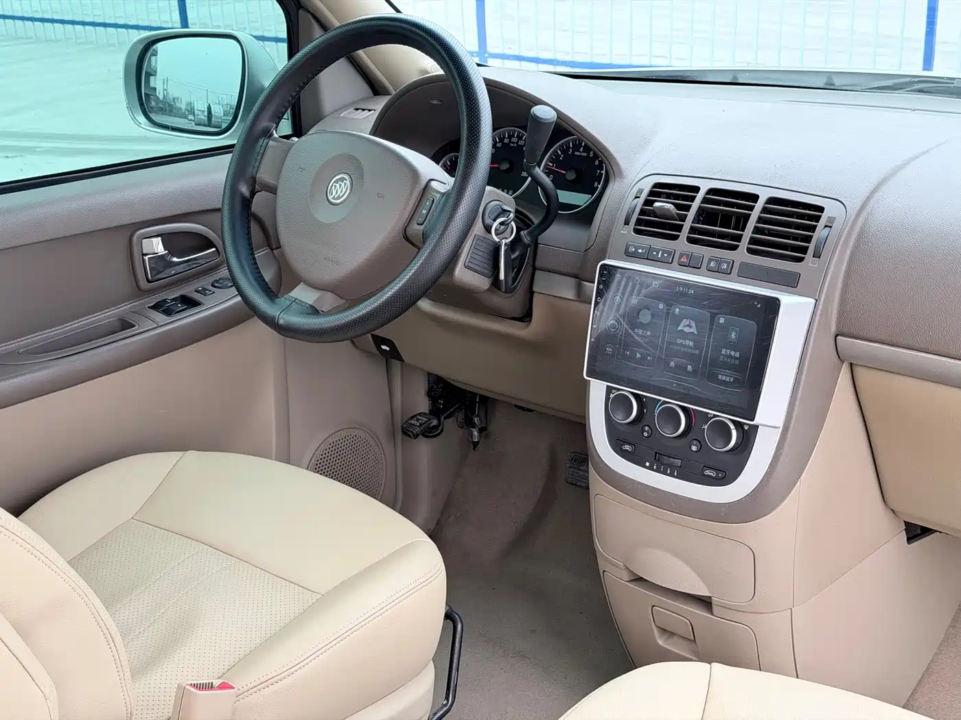 Buick GL8 2014 2.4L Classic Edition фото 4