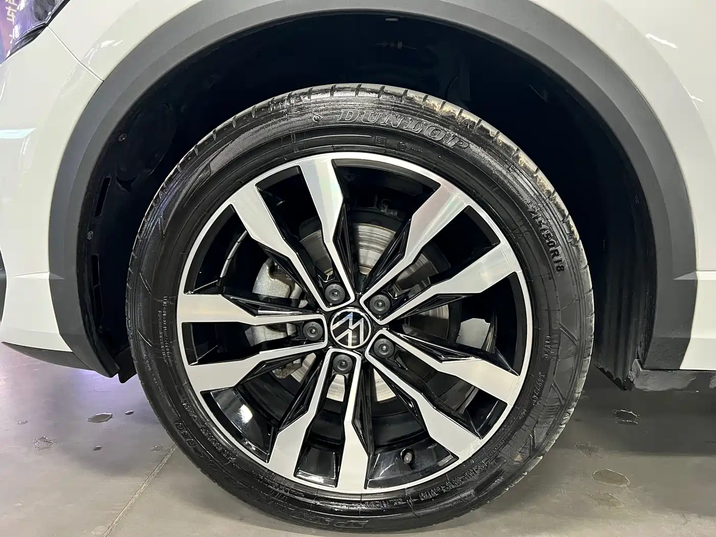 VOLKSWAGEN T ROC EXPLORING SONGS