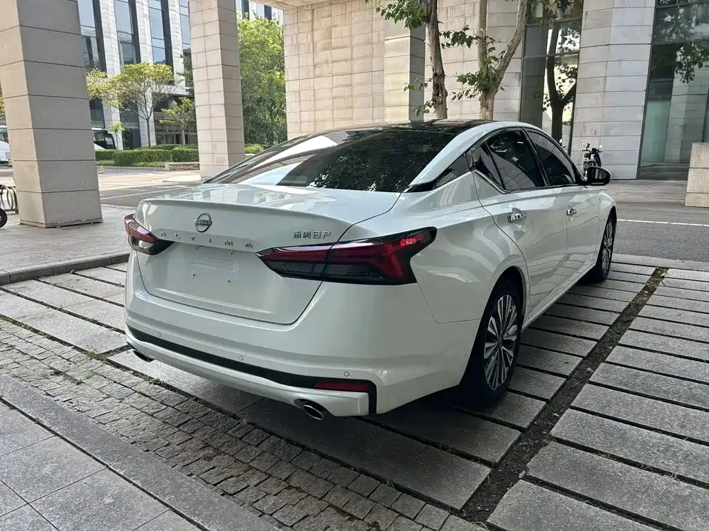 Nissan TEANA, миниатюра 5