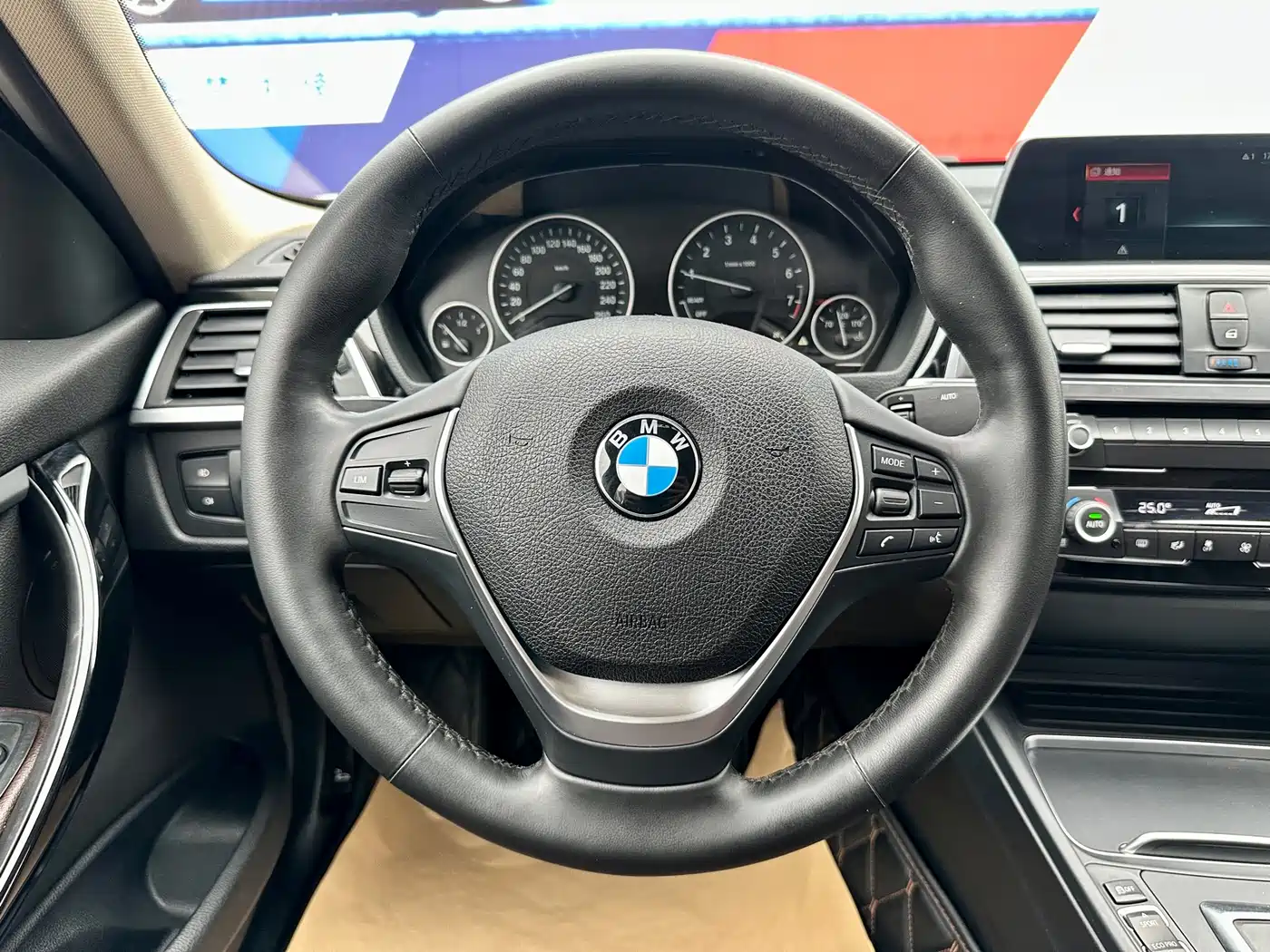 BMW 3 Series 2018 320Li Fashion Style фото 14