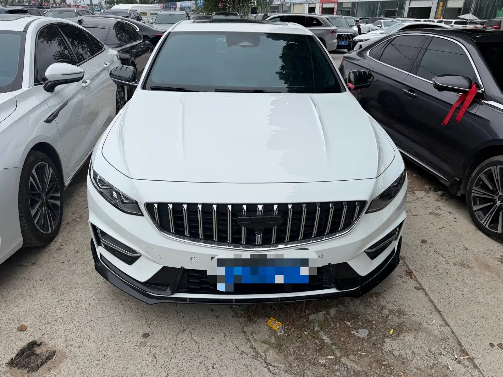 Фото 2 - Geely Preface