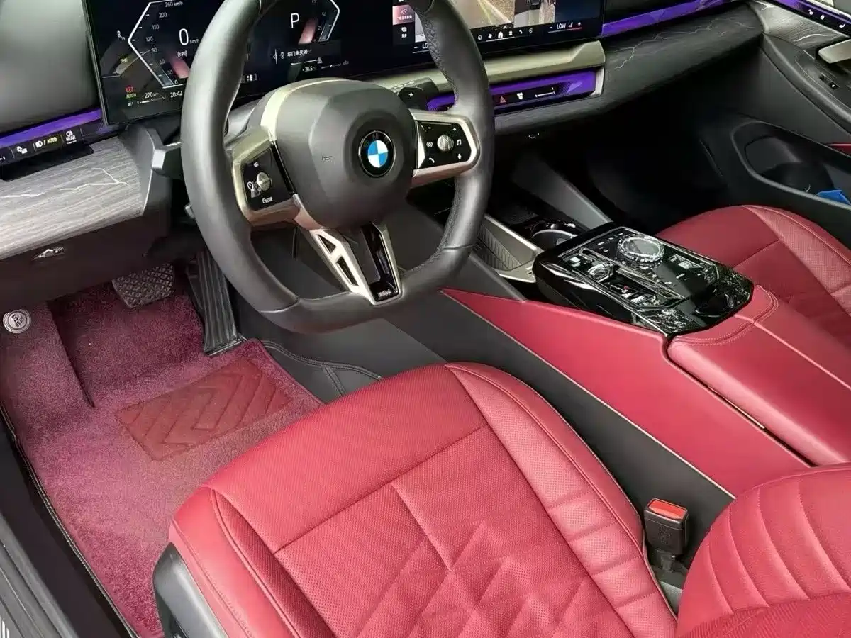 صورة 3 - BMW 5 Series