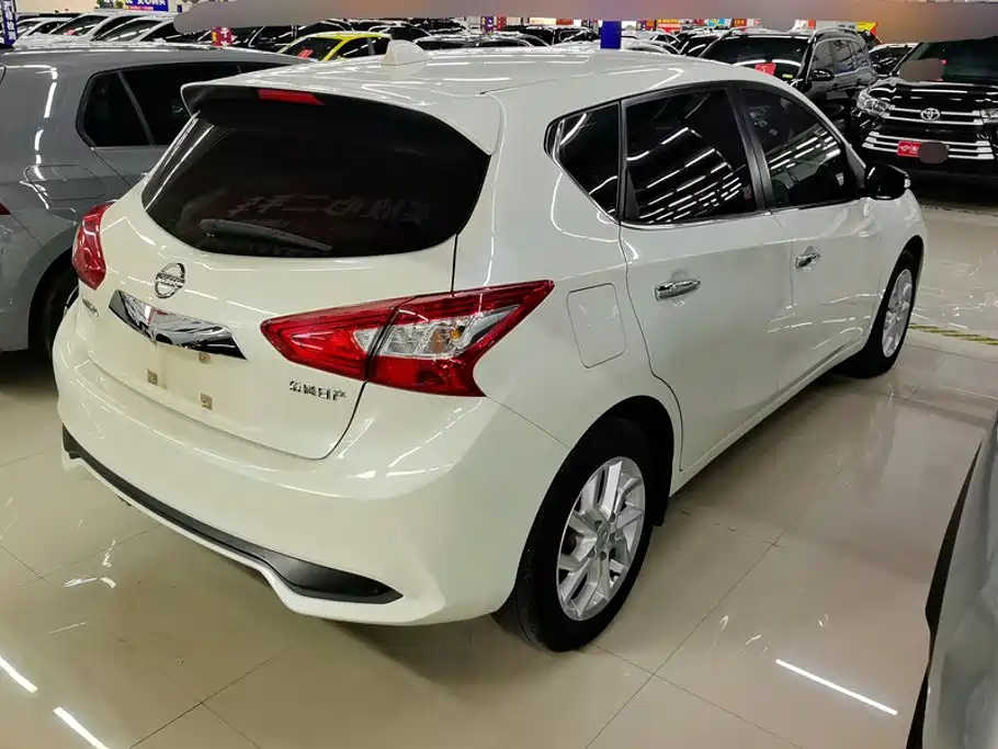 Nissan Tiida, миниатюра 3