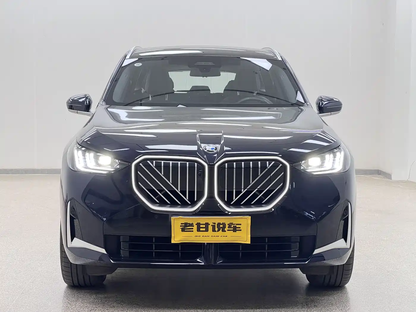 BMW X3 2025 xDrive30L Premium M Sport Package фото 2