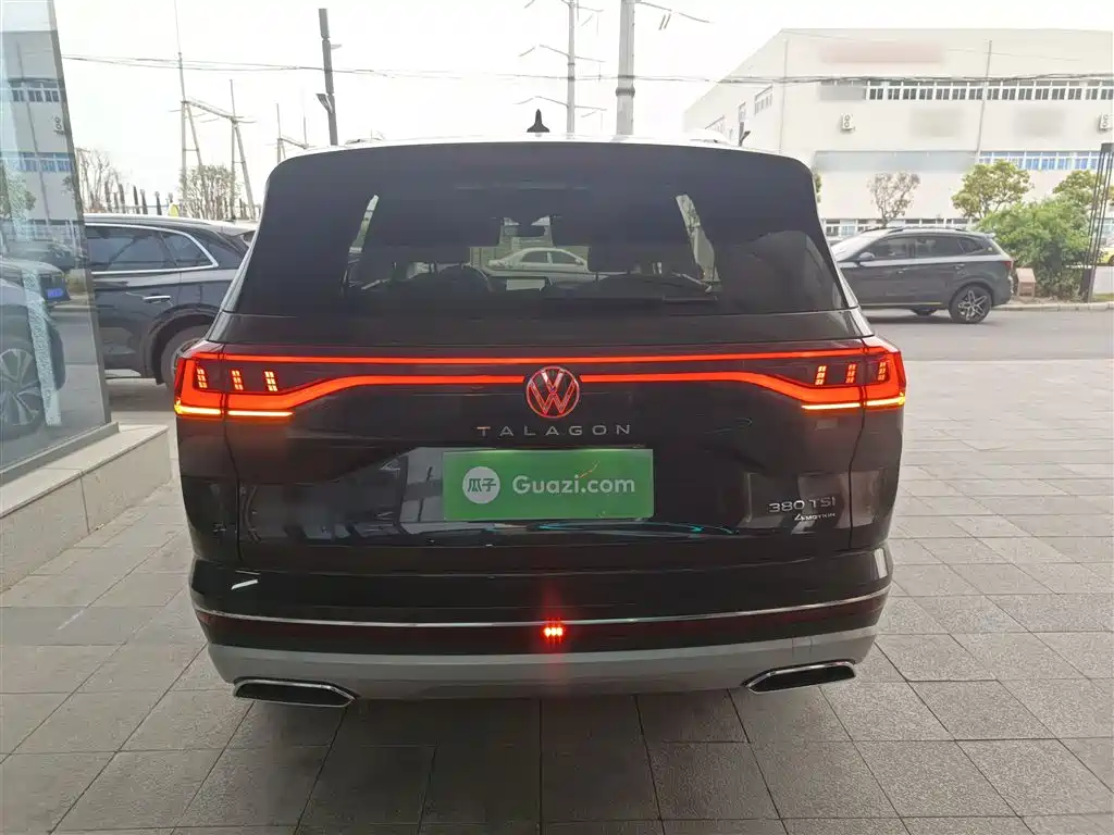 Volkswagen Talagon 2023 Facelift 380TSI 4WD Luxury Premium Pro Edition 6-Seater фото 6
