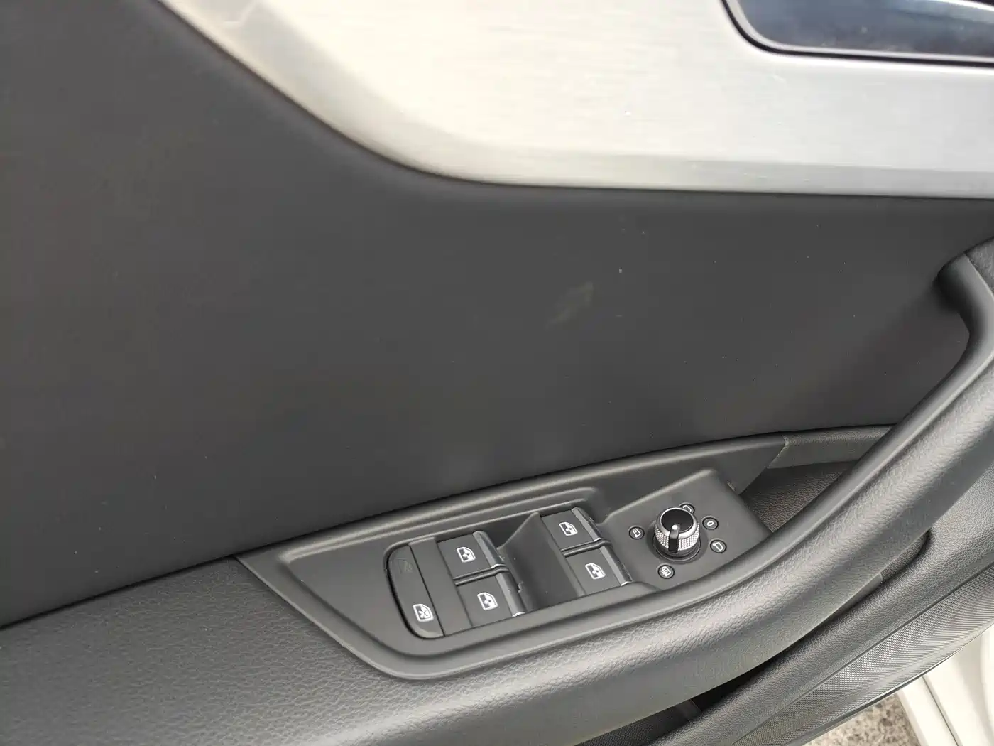 Audi A4L 2019 40 TFSI Fashion (China VI) фото 17