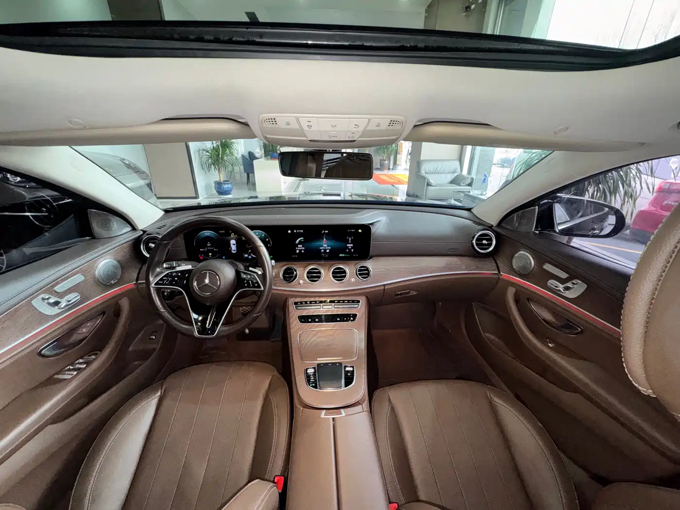 MERCEDES-BENZ E CLASS