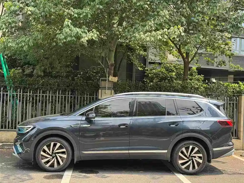 Volkswagen Talagon 2021 380TSI 4WD Luxury Premium Edition Pro фото 2