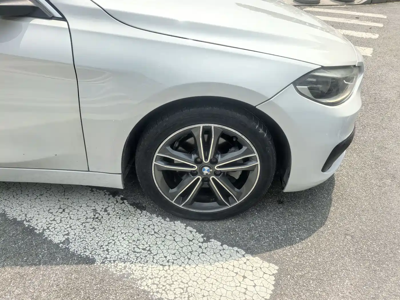 BMW 1 Series 2017 118i Sport фото 15
