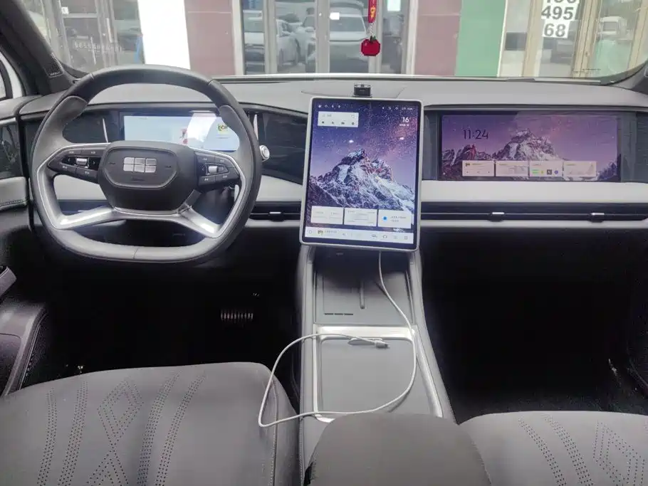 Geely Galaxy Galaxy L7 2026 2025 EM-i 115km Explorer Edition