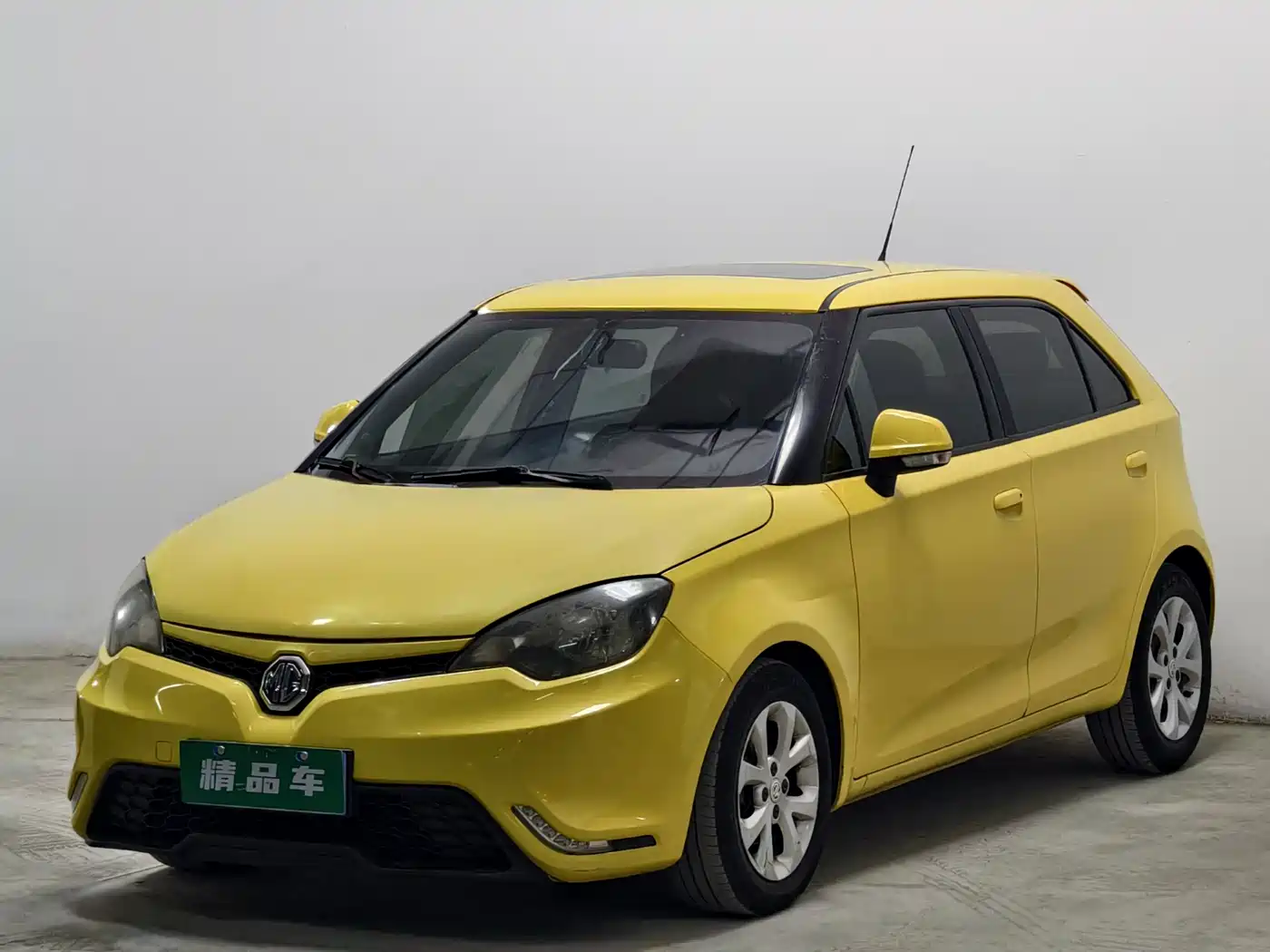 MG 3 2014 2014 1.5L AMT Luxury Edition