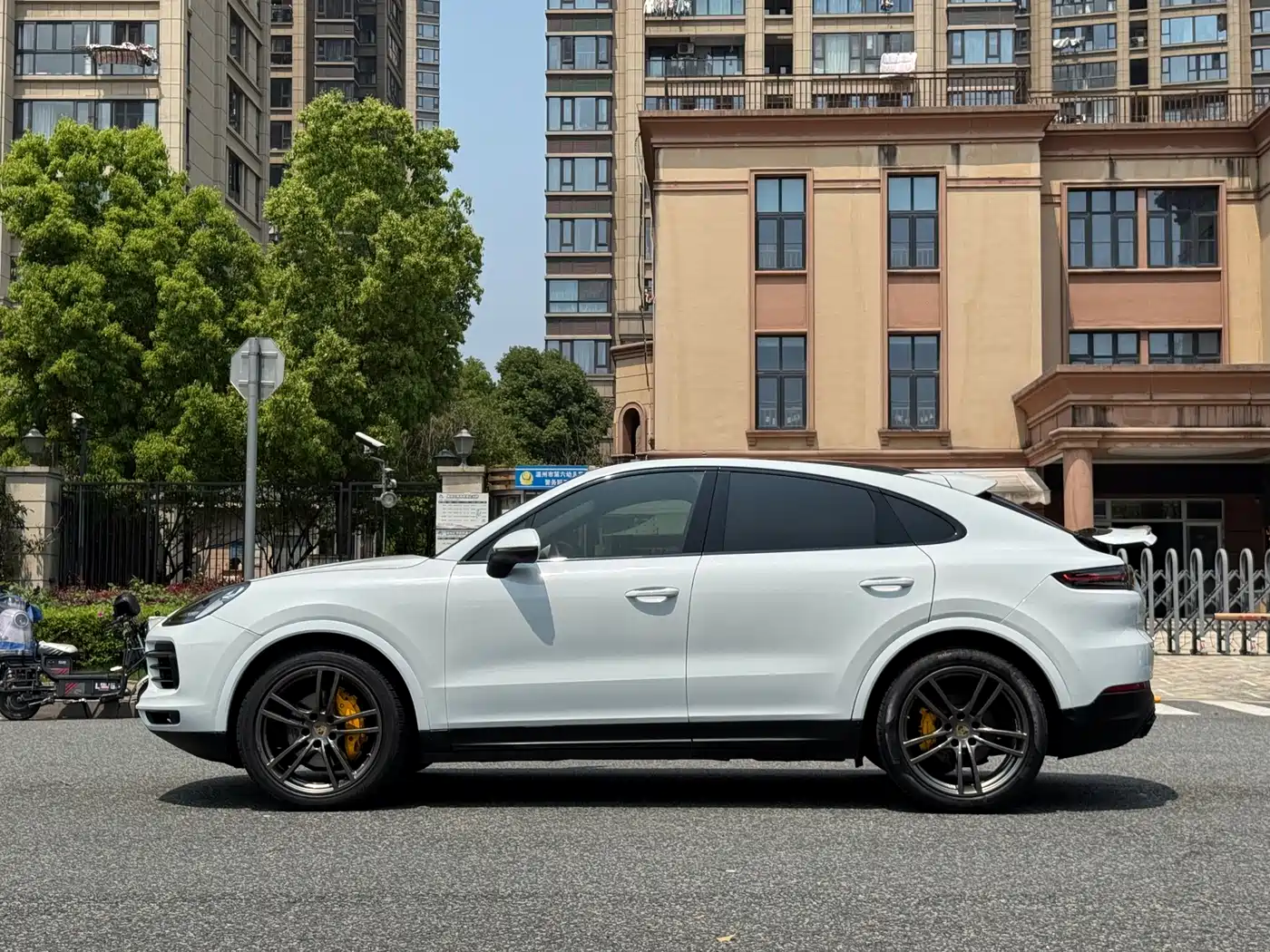 Porsche Cayenne 2019 Cayenne Coupé 3.0T фото 16