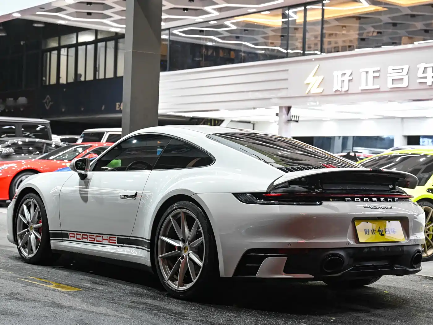 Porsche 911 2023 Carrera S 3.0T фото 3