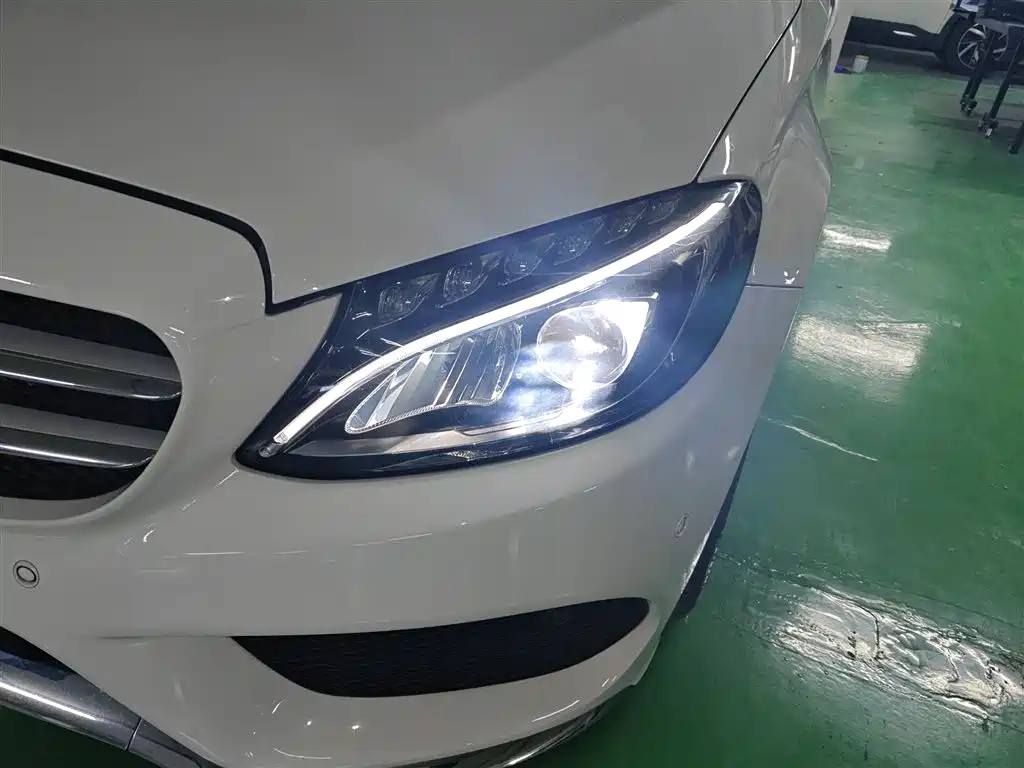 Mercedes-Benz C-Class 2016 C 200 L Sport фото 18