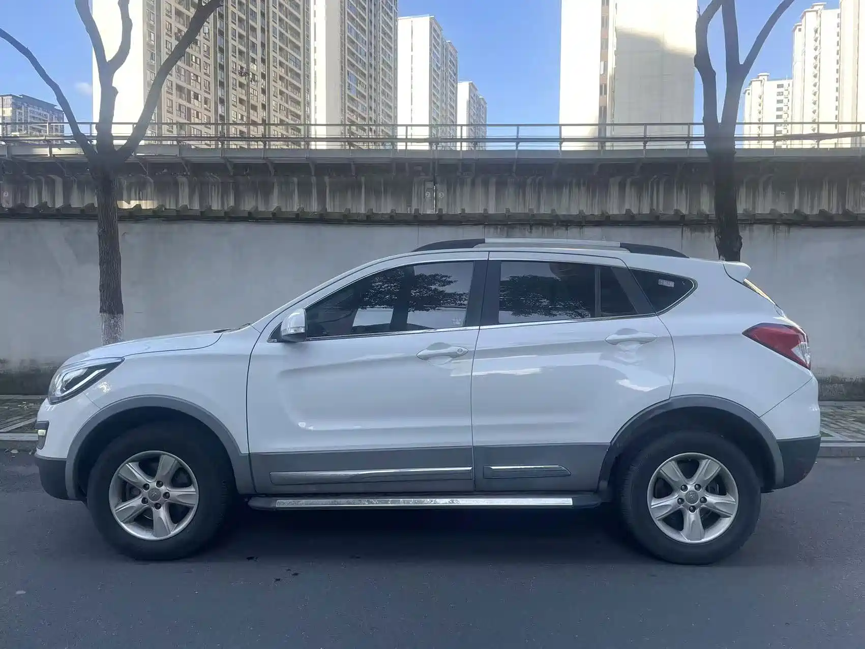 Фото 3 - Haima S5